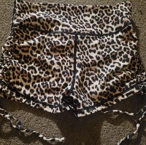 Zyia Leopard Brilliant Double Scrunchy Hustle Shorts